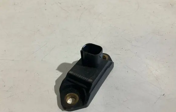 Mercedes-Benz E W211 Airbag deployment crash/impact sensor 0025426918