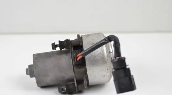 Volkswagen Golf VII Vacuum pump 707254020 5Q0612181 2003602993F