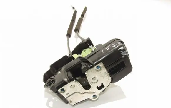 Chevrolet Captiva Front door lock