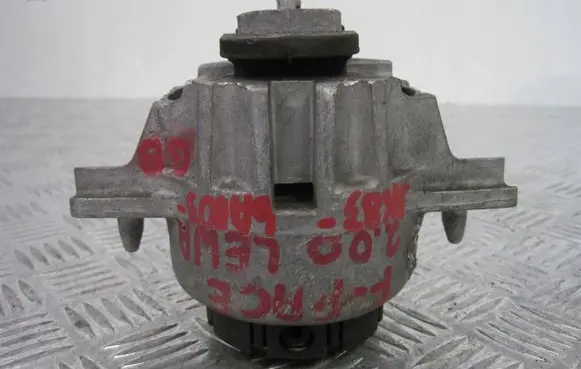 Jaguar F-Pace Engine mount vacuum valve JK836A003GB