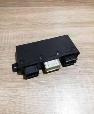 BMW 5 E39 Door control unit/module 8378769