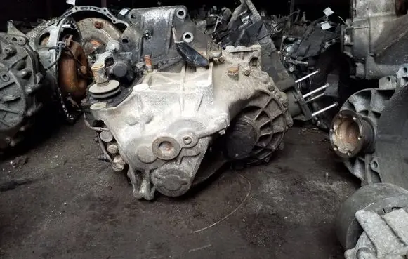 Mazda 5 Manual 6 speed gearbox F7L D2C4B D2C4