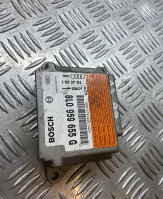 Audi A3 S3 8P Airbag control unit/module 8L0959655G