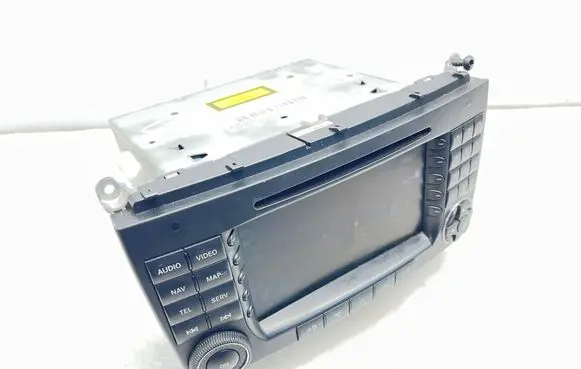 Mercedes-Benz CLK A209 C209 Radio/CD/DVD/GPS head unit A2098208089