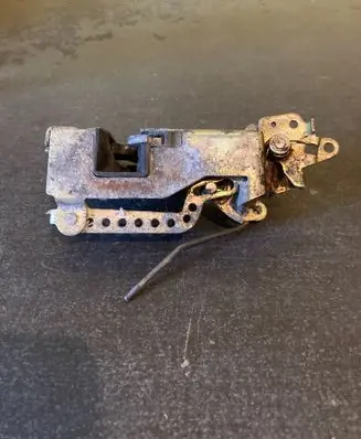 Volkswagen Multivan T4 Front door lock 701837015D