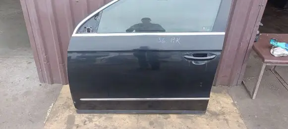 Volkswagen PASSAT B6 Front door 