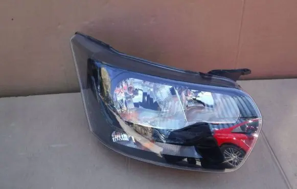 Ford Transit Headlight/headlamp