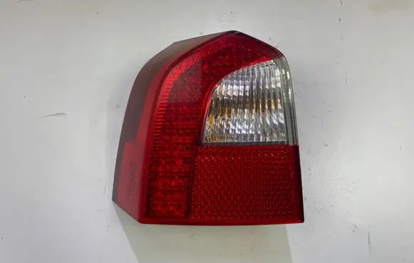 Volvo V70 Rear/tail lights 30698983
