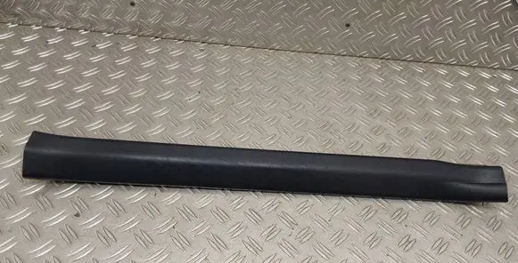 Toyota Prius+ (ZVW40) Front sill trim cover 6791447060