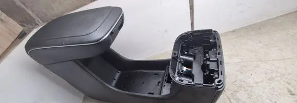 Hyundai Ioniq 5 Armrest 84647GI100