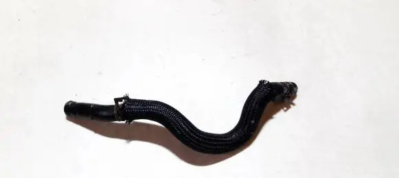 Toyota Avensis T270 Engine coolant pipe/hose