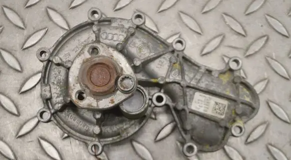 Audi A5 8T 8F Water pump 059121008
