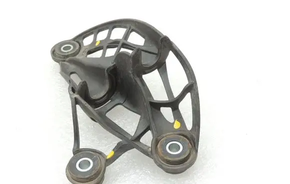 Opel Insignia B Gear shift cable bracket 55497231