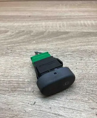 Renault Clio I Central locking switch button 421818C WithPlug