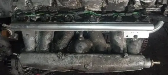 Volvo XC90 Fuel main line pipe 8658593 02801558319186340