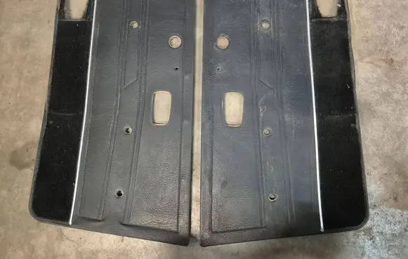 Volkswagen Caddy Front door card panel trim 171