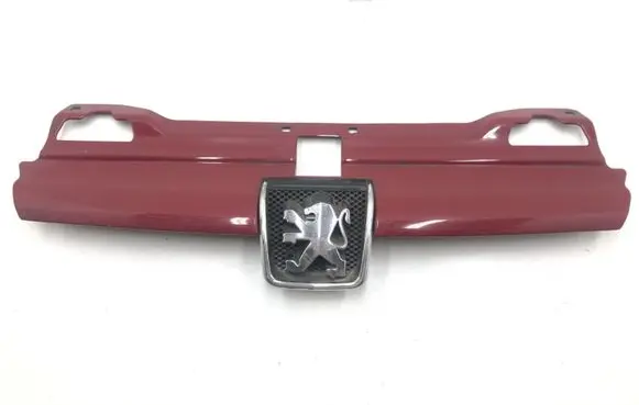 Peugeot 406 Front bumper upper radiator grill 9616258477