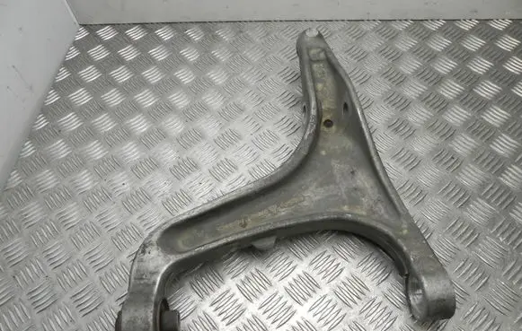 Maserati Ghibli Front lower control arm/wishbone 06700071790 VD20230