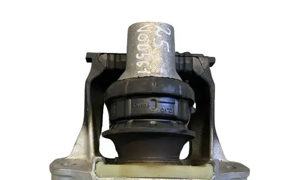 Volvo XC60 Engine mount bracket 307736 A260677