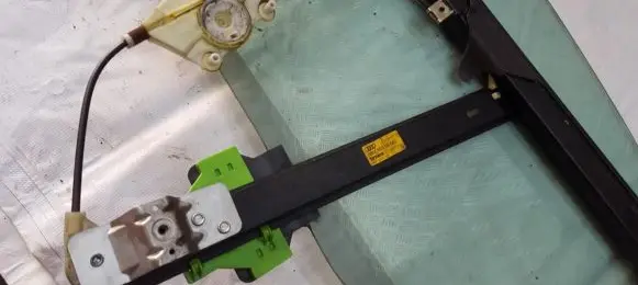 Audi A4 S4 B6 8E 8H Sliding door window regulator with motor 8e0839462