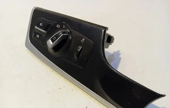 BMW 5 F10 F11 Light switch 919274403 3392020101