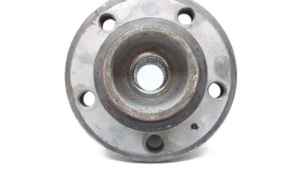 Rear wheel hub