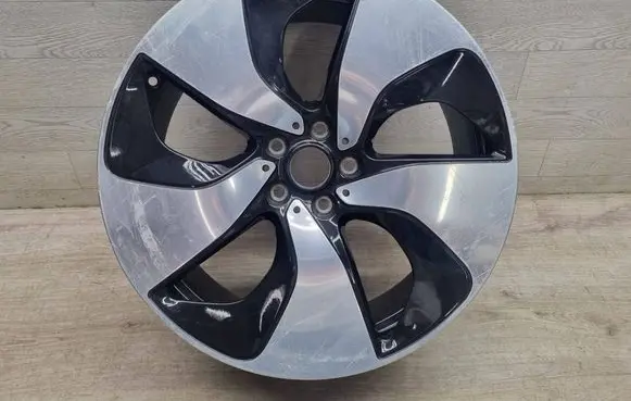 BMW i8 R20 alloy rim 6857575