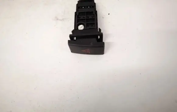 Toyota Avensis T250 Hazard light switch 157963