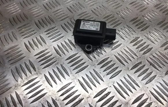 Audi A4 S4 B6 8E 8H ESP acceleration yaw rate sensor 8E0907637A