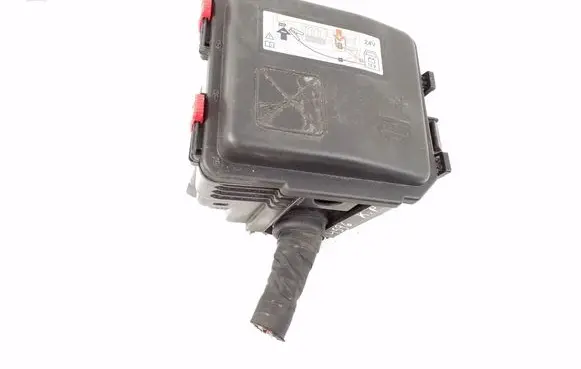 Opel Corsa F Fuse module