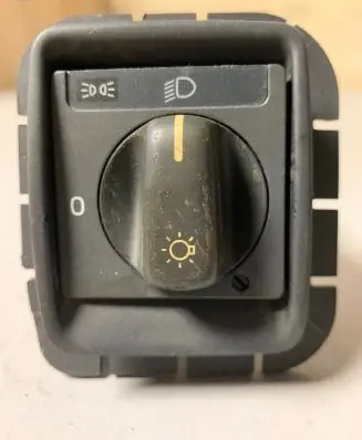 Volvo S70 V70 V70 XC Light switch 8622023