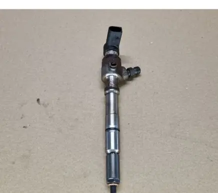 Skoda Octavia Mk2 (1Z) Fuel injector 03L130277B C001