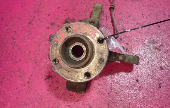 Nissan Micra Front wheel hub spindle knuckle