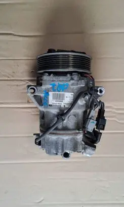Renault Captur II Air conditioning (A/C) compressor (pump) 926005450R
