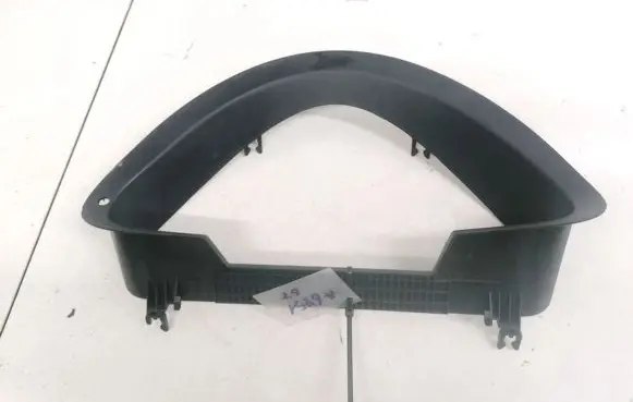 Mercedes-Benz E W211 Dashboard trim A2116890439 P0081619