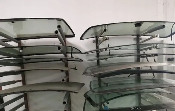 Opel Zafira C Front windscreen/windshield window 1212121212