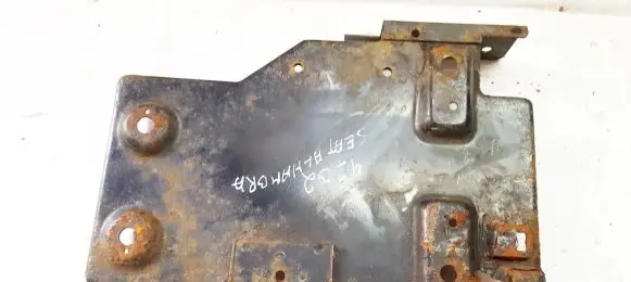 Battery box tray