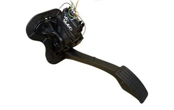 Ford Transit Accelerator throttle pedal 6C119F836CB 6PV00923800