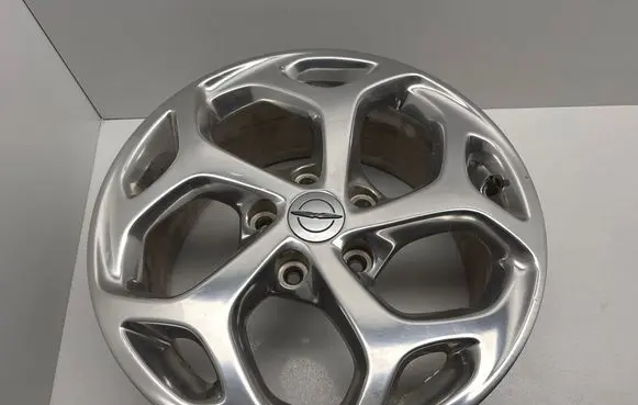 Chrysler Pacifica R18 alloy rim 68459828AA 5X127