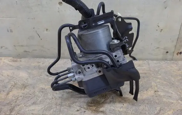 Mazda 6 ABS Pump GHR1437A0