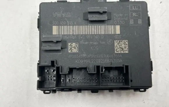 Audi Q3 F3 Door control unit/module 5Q0959595K 8W1959595D