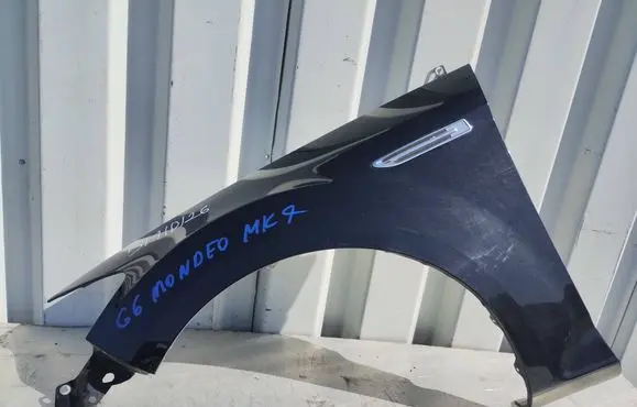Ford Mondeo MK IV Fender 51D26