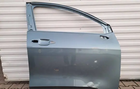 KIA Sportage Front door 