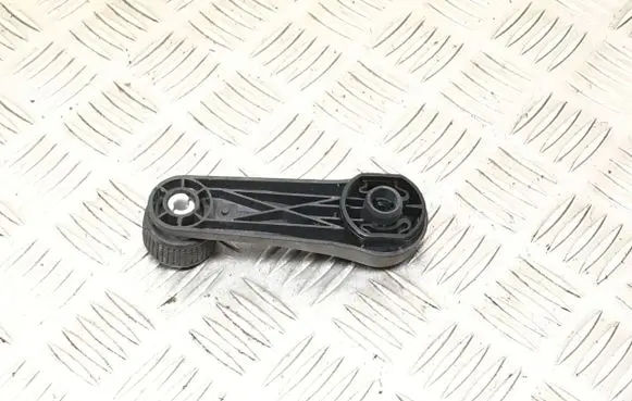 Volkswagen Touran I Rear door window winding handle 1T0839581