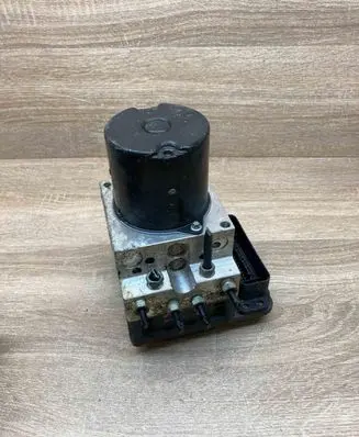 BMW 5 E60 E61 ABS Pump 6783360 6774679