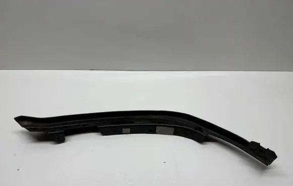 Ram 1500 DT Under headlight/headlamp trim 68414382AA