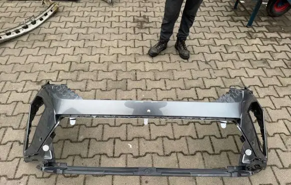 Renault Scenic E-Tech V Front bumper 620263121R