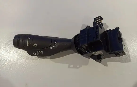 Volvo XC90 Wiper speed switch 31443503