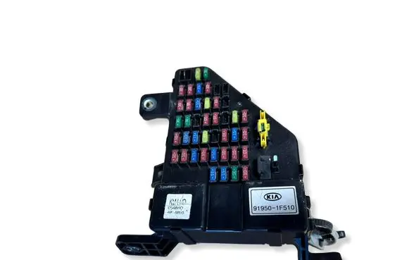 KIA Sportage Fuse box set 919501F510