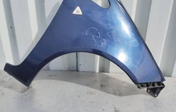 Mitsubishi Colt CZ3 Fender 53F8
